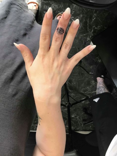 Finger tattoo third eye 3rd Eye Tattoo Women, 3rd Eye Tattoo, Third Eye Tattoos, Tattoo Eye, Eye Tattoos, Evil Eye Tattoo, Finger Tats, Finger Tattoo, Tattoo Women