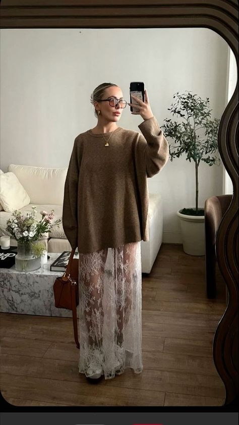 Sheer Maxi Dress Outfit, Styling Sheer Dress, Sheer Dress Over Jeans, Sheer Dress Outfit, Sheer Dresses Outfit, Dress Over Jeans, 2024 Inspiration, Outfit Everyday, Colorful Outfit