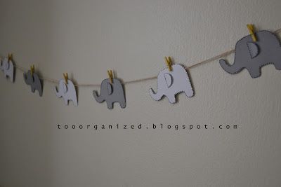 DIY elephant garland for the nursery Elephant Baby Rooms, Elephant Garland, Diy Elephant, Nursery Ideas Boy, Nursery Diy, Changing Tables, Giraffe Nursery, Trendy Baby Nursery, Baby Elefant