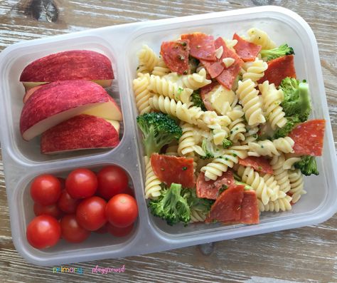 Easy Teacher Lunchbox Ideas Third Grade Lunch Ideas, Teacher Lunch Box Ideas, Teacher Lunchbox Ideas, Teacher Lunches Ideas, Primary School Lunch Box Ideas, Easy Lunches For Teachers, Teacher Meal Prep Lunch, Teacher Lunches Meal Prep, Easy Teacher Lunches