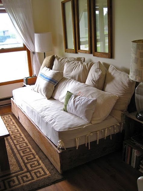 Twin Bed Couch, Daybed Couch, Mattress Couch, Diy Daybed, Diy Couch, Diy Sofa, Day Bed, Twin Mattress, Spare Bedroom