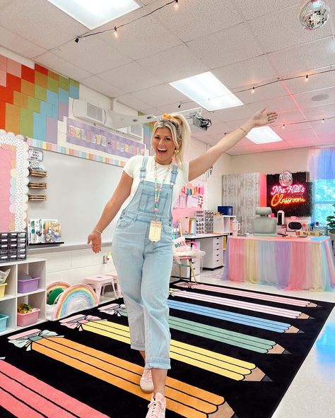 New school year, new rug! @skylarhill3 is bringing all the pastel vibes to her classroom with our adorable pencil bow rug! 😍���💖 #classroomdecor #classroomrug #classroomcarpet #teacherrug #pastelclassroom #newclassroomdecor #teacherdecor #classroomsetup #teachersfollowteachers #teachertribe Art Storage Classroom, Primary School Classroom Design, Elementary School Teacher Aesthetic Classroom, Teacher Vibes, Teacher Ideas For Classroom, Pastel Teacher Classroom, Primary School Teacher Aesthetic, Pastel Kindergarten Classroom, Teacher Room Ideas Elementary