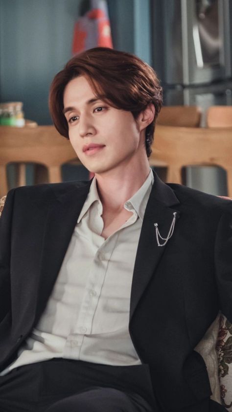 Lee Dong Wook Smile, Lee Dong Wook Instagram, Lee Dong Wook Wallpaper, Dong Woo, Korean Male Actors, Tale Of The Nine Tailed, Lee Yeon, K Actors, Dong Wook