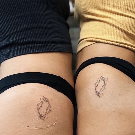 Ideas for matching tattoos with your best friend Minimal Tattoo Matching Best Friends, Siblings Tattoos For 3, Cute Small Matching Tattoos Friends, Minimal Tattoo Matching, Small Tattoo Ideas Friends, One Of Two Tattoo Twin, Minimal Matching Tattoos Best Friends, Non Basic Best Friend Tattoos, Koi Fish Best Friend Tattoo