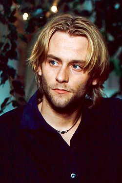 Joe Anderson Joe Anderson Actor, Paranormal Activity 3, Joe Anderson, Kurt Cobain Grunge, British Icons, Sewer System, Magnus Chase, Paranormal Activity, Across The Universe