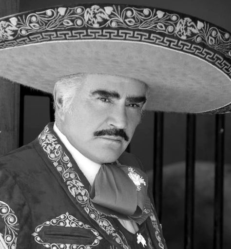 Mariachi Suit, Bald Eagle Art, Mexican Art Tattoos, Vicente Fernandez, Mexican Skull, Mexican Skulls, Eagle Art, Unique Photos, Mexican Art