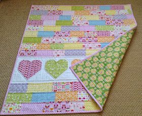 Baby Gift Sewing Projects, Gift Sewing Projects, Quilts For Babies, Quilts For Kids, Quilting 101, Girl Quilts, Heart Quilt Pattern, Charity Quilts, Baby Quilt Ideas