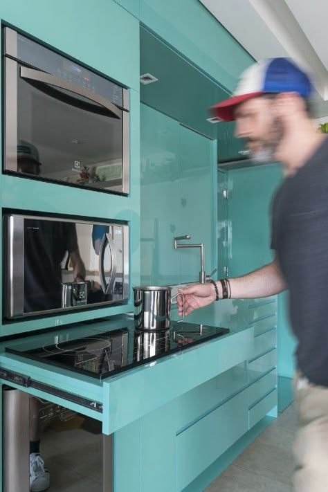 Img.5 Flavio Castro, Vila Olimpia Apartment, São Paulo, 2017 Wall Oven Tiny Kitchen, Micro Pantry, Tiny Home Green Kitchen, Tiny Home Full Kitchen, Mini Appliances Tiny House Kitchens, Small Electric Oven Tiny House, Micro Kitchen, Teal Kitchen, Turquoise Kitchen