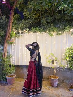 Indian Outfit Poses, Navratri Poses Ideas, Indian Outfits Aesthetic, Navratri Fits, Garba Look, Navratri Outfits, Desi Look, Garba Outfit, Desi Fits