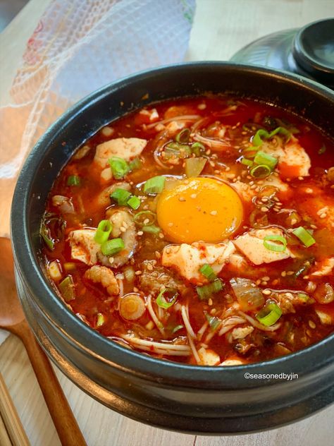 Sundubu Jjigae Recipe, Korean Oxtail, Korean Oxtail Soup, Sundubu Jjigae, Korean Stew, Jjigae Recipe, Tofu Stew, Ox Tail, Oxtail Soup