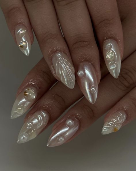 Milky Nail Designs, Nail Design Gold, Wife Nails, Paznokcie Hello Kitty, Seashell Nails, Sea Nails, Nails Collection, Kutek Disney, Nails Stiletto