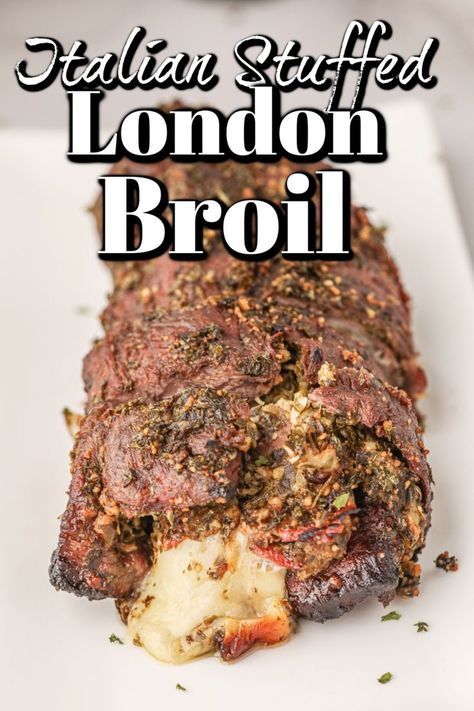 Here is a fantastic recipe using flank steak. The flank steak pinwheels or Italian Stuffed London Broil produces an amazingly tender stuffed steak. Inside the roll is thinly sliced prosciutto and ooey gooey provolone cheese. Bbq Beef Recipes, Flank Steak Pinwheels, Bbq Dinner Recipes, Stuffed Steak, Weekday Dinner Ideas, Baked Brisket, Steak Pinwheels, London Broil Recipes, Backyard Dinner