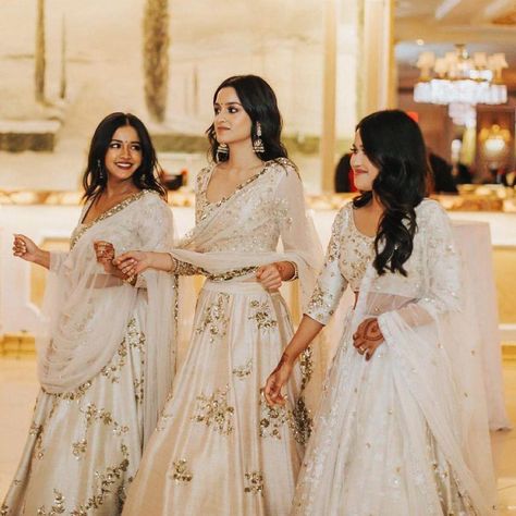 Top Designer Labels For Bridesmaids - Witty Vows Punjabi Bridesmaids Outfits, Punjabi Bridesmaids, Indian Bridesmaids Outfits, Desi Bridesmaids, Indian Wedding Bridesmaids, Astha Narang, Bridesmaid Indian, Indian Bridal Party, Indian Bridesmaid Dresses