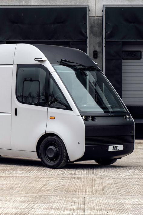 Arrival Unveils Electric Van Taking to Public Roads This Summer Future Concept Cars, Electric Van, Car Concept, Four Wheelers, Car Design Sketch, Mode Of Transport, Big Car, Power Cars, City Car