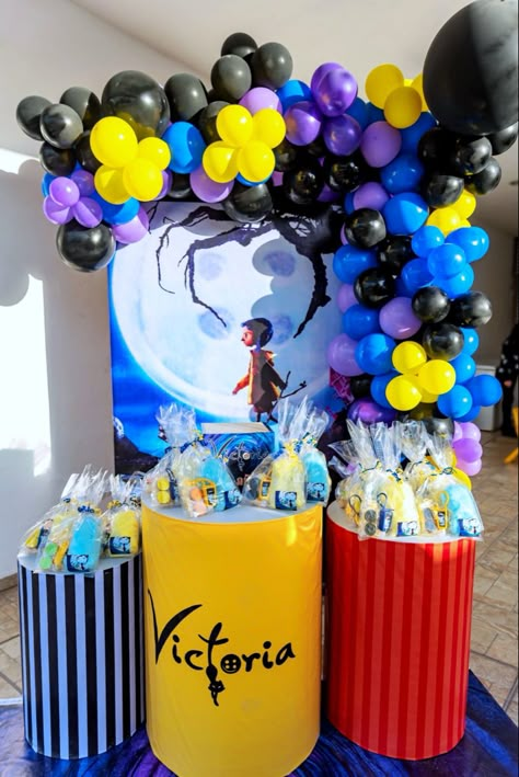 Caroline Birthday Party Ideas, Coraline Baby Shower Theme, Coraline Gender Reveal, Coraline Theme Quince, Coralline Birthday Theme, Caroline Theme Party, Coraline Halloween Party, Coraline Birthday Decorations, Coraline Centerpieces