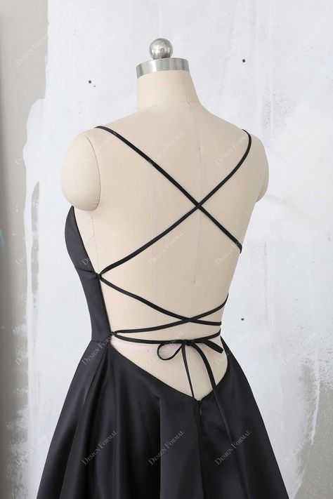 Formal Simple Dress, Prom Dress Back, Black Dress With Open Back, Black Satin Prom Dress, Strappy Backless Dress, Backless Black Dress, Open Back Prom Dress, Back Prom Dress, Silk Dress Short