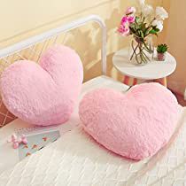 Fluffy Throw Pillows, Cute Throw Pillows, Novelty Pillows, Heart Pillows, Dining Sofa, Fur Pillow, Soft Heart, Heart Pillow, Pink Pillows