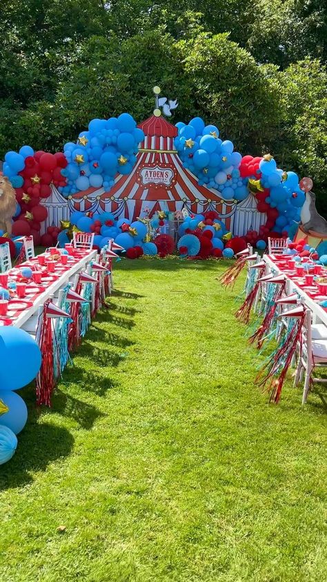 Circus/Carnival birthday 🎪 bespoke backdrop and balloon display | Kids themed birthday parties, Carnival party, Carnival birthday Carnival Birthday Theme, Circus 1st Birthdays, Circus Themed Party, Circus Birthday Party Theme, Carnival Birthday Party Theme, Carrot Patch, Circus Carnival Party, Kids Carnival, Circus Theme Party