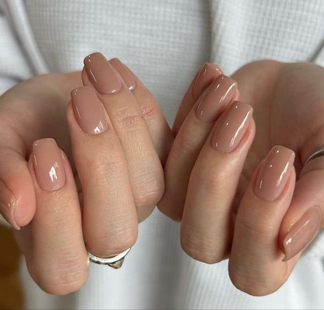 Ongles Beiges, Office Nails, Manicured Nails, Hello Nails, Subtle Nails, Beige Nails, Simple Gel Nails, Casual Nails, Soft Nails