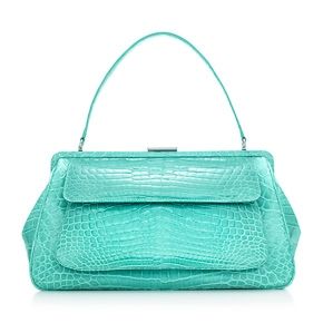 Tiffany & Co. - Laurelton top handle bag in Tiffany Blue ® crocodile Color Tiffany, Totally Tiffany, Special Colors, Green To Blue, Aqua Mint, Ladies Bag, Frame Bag, Handbag Heaven, Tiffany Co Jewelry