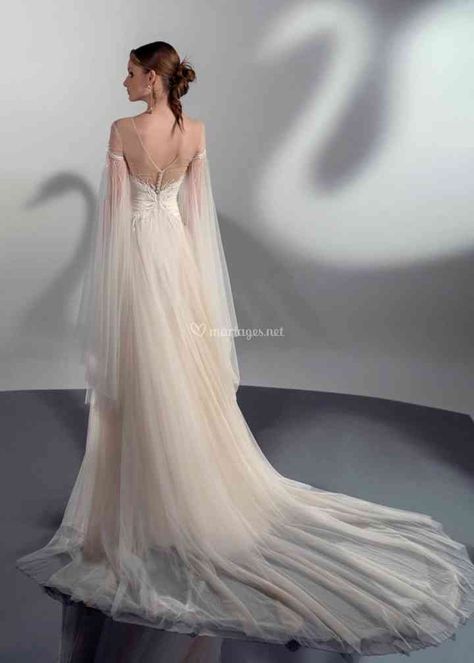 Wedding Dress With Cape Sleeves, Wedding Dress With Cape, Dress With Cape Sleeves, Ballet Wedding, Swan Wedding, Wedding Dresses Ideas, Dress With Cape, Wedding Dress Silhouette, Unique Wedding Dresses