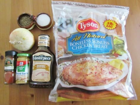 Crockpot Bbq Chicken Breast, Frozen Chicken Crockpot Recipes, Crockpot Shredded Bbq Chicken, Pulled Chicken Crock Pot Recipes, Chicken In Crock Pot, Frozen Chicken Crockpot, Frozen Images, Frozen Chicken Recipes, Shredded Bbq Chicken