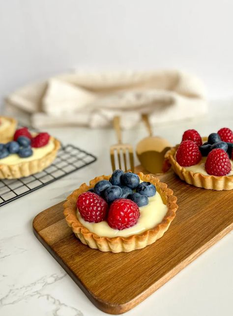 Mini Fruit Tarts – My Honeycomb Kitchen Tart Photoshoot Ideas, Fruit Tart Photography, Fruit Tarts Mini, Fruit Custard Tart, Mini Fruit Tart, Dessert Tarts Mini, Honeycomb Kitchen, Cute Pastry, Mini Fruit Tarts