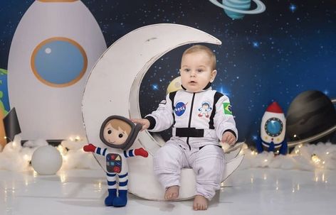 Astronaut Baby, Baby Boy Themes, Boys First Birthday Party Ideas, Monthly Pictures, Boys 1st Birthday Party Ideas, Monthly Baby Pictures, Astronaut Birthday, Space Theme Party, Baby Photoshoot Boy