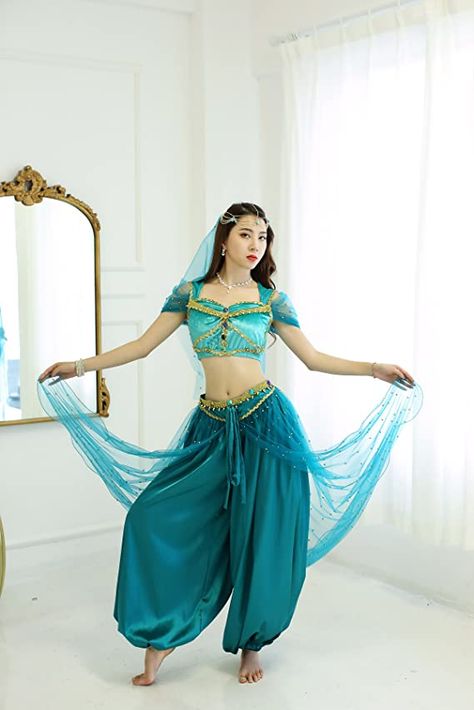 Princess Jasmine Cosplay, Princess Jasmine Costume, Belly Dancer Costumes, Princess Halloween Costume, Flirty Outfits, Dancer Costume, Fantasia Disney, Belly Dance Outfit, Dance Outfit