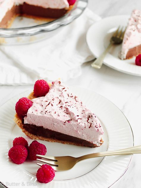 Homemade Chocolate Cream Pie, Raspberry Cream Pie, Raspberry Cream Pies, Wafer Cookie, Raspberry Whipped Cream, Pie From Scratch, Dessert Pies, Vanilla Wafer, Chocolate And Raspberry