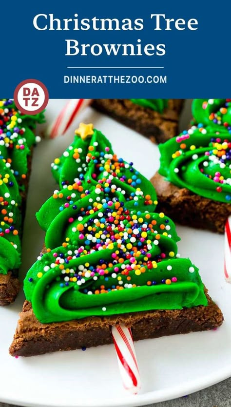 Christmas Tree Brownies Brownie Trees, Brownie Christmas, Holiday Brownies, Tree Brownies, Cute Christmas Desserts, Christmas Tree Desserts, Christmas Tree Brownies, Christmas Brownies, Easy Brownie