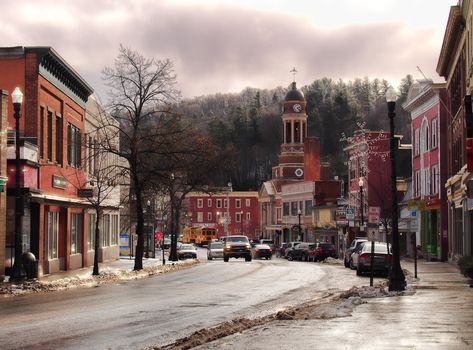 Saranac Lake, Small Town Life, Adirondack Mountains, Lake Placid, Mountain Lake, Scenic Drive, Boat Tours, Winter Activities, Outdoor Adventure