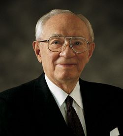 Gordon Bitner Hinckley (1910 - 2008) Find a Grave Photos Salt Lake City Cemetery Salt Lake City Salt Lake County Utah USA Honoring Loved Ones, Gordon B Hinckley, Utah Usa, Lake County, Latter Days, Salt Lake City Utah, Find A Grave, Latter Day Saints, Church Of Jesus Christ