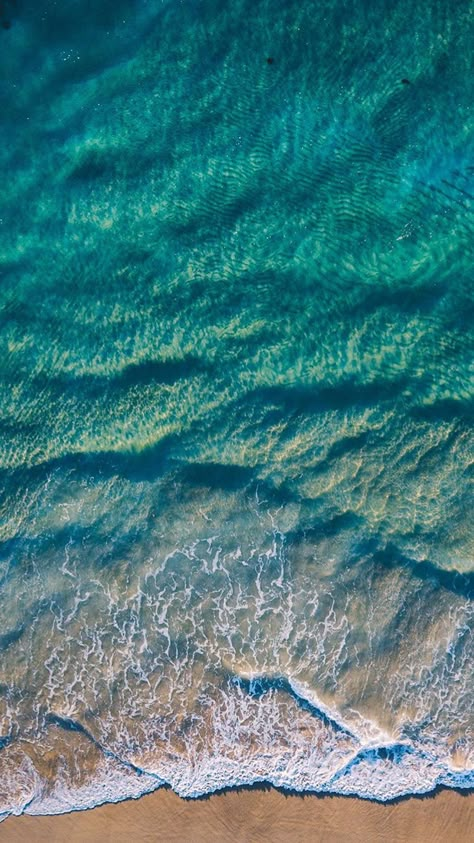 Water Ocean Wallpaper, Water Top View, Wallpapers Blue Ocean, Ocean Hd Wallpapers, Inside Ocean Wallpaper, Clear Ocean Water Wallpaper, Aerial Ocean Photography, Image Zen, Iphone Wallpaper Landscape