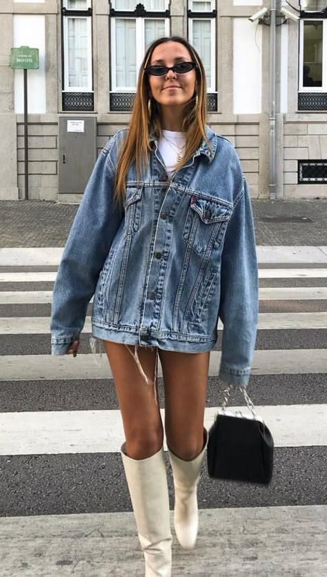 Jean Skirt And Jean Jacket Outfit, Jack Johnson Concert Outfit, Casual Day Outfits Fall, Denim Jacket Cowboy Boots, Button Down Going Out Outfit, Winter Nice Dinner Outfit, Jacksonville Florida Outfits, Spring Church Outfits Jeans, Miami Fall Outfits 2023