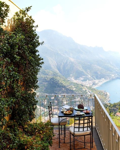 Belmond Hotel Caruso on Instagram: “In Italian we say "il buongiorno si vede dal mattino!" which simply means that a good beginning to the day bodes well. Doesn't this…” Italy Balcony, Amalfi Coast Hotels, Ravello Italy, Gore Vidal, Belmond Hotels, Luxury Retreats, 2022 Vision Board, The Amalfi Coast, Italian Summer