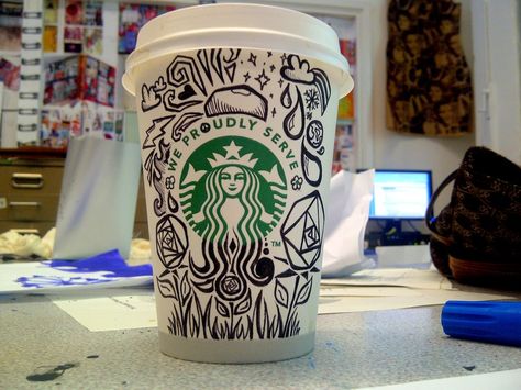 starbucks Starbucks Paper Cup, Starbucks Doodle, Starbucks Cup Drawing, Paper Cup Art, Sharpie Designs, Starbucks Cup Design, Starbucks Cup Art, Coffee Tools, Starbucks Coffee Cup