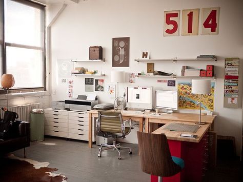 studio Dream Office Space, Workspace Studio, Jessica Hische, Live Work Space, Creative Office, Dream Office, Workspace Inspiration, Office Workspace, A Desk