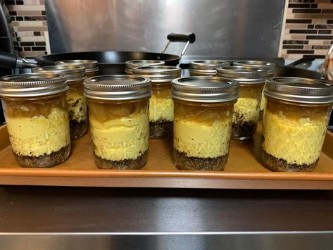 Delectable Delights: Homemade Caramel Apple Cheesecake in a Jar Cheesecake In Jar, Mason Jar Cheesecake, Homemade Caramel Apple, Apple Topping, Desserts Cheesecake, Caramel Apples Homemade, Jar Desserts, Mason Jar Desserts, Cheesecake In A Jar