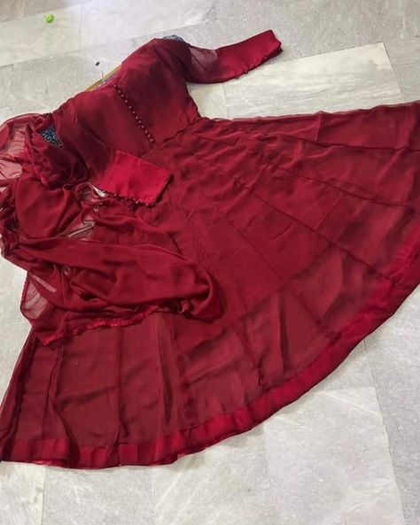 Rs2600/- vcbth
Chiffon Stitch Maxi With chiffon Dupata 4side lace
Flair 200 Inches ,
Size Available S,M,L. 
Chest. 18, 
chest.  20. 
Chest. 22. 
Frock length-50-52
Bthvc Maroon Frock, New Stylish Dress, Digital Learning Classroom, Maroon Dress, Long Frocks, Digital Learning, Dress Maxi, Stylish Dresses, Party Dresses