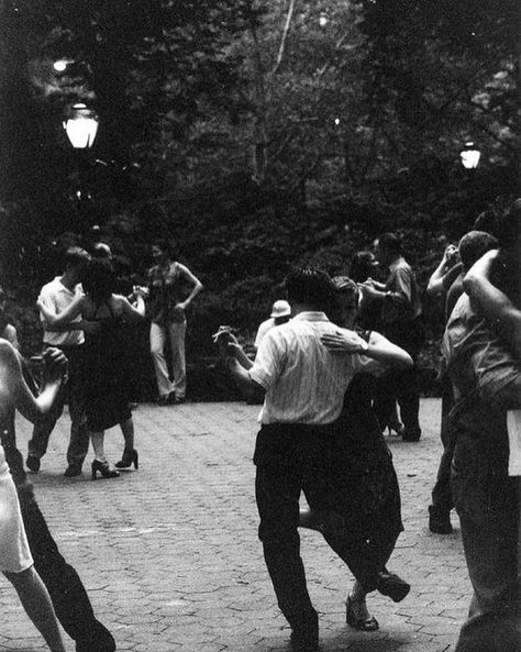 Couple Dance Photography, Tango Aesthetic, Tango Photography, Lisa Golightly, Types Of Ballroom Dances, Ghost Quartet, Dance Tango, Tango Outfit, Tango Dancers