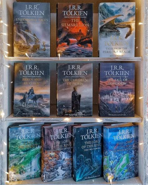 Lord Of Rings, Tolkien Books, Middle Earth Art, Tolkien Art, Lotr Art, Library Room, Fav Movies, The Lord Of The Rings, Jrr Tolkien