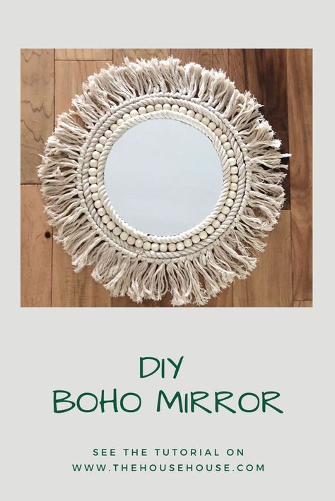 See how easy it is to make this fabulous Boho Chic Mirror, using almost everything from the Dollar Tree. Round Mirror Decor Ideas Diy, Diy Round Mirror, Diy Boho Wall Decor, Dollar Tree Mirrors, Spiegel Diy, Bohemian Crafts, Boho Mirror, Macrame Mirror, Boho Crafts