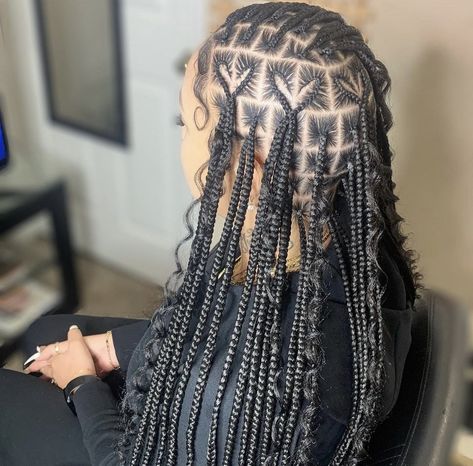 Beads Natural Hair, Short Hair Straight, Hairstyles With Braids, Heart Braid, Short Box Braids Hairstyles, Natural Hair Short, Braided Hairstyles For Black Women Cornrows, Big Box Braids Hairstyles, Feed In Braids Hairstyles