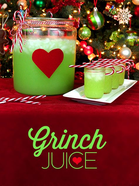 Christmas Grinch Juice | sandytoesandpopsicles.com Grinch Juice, Kid Christmas Party Food, Grinch Punch, Grinch Christmas Party, Christmas Stories, Grinch Party, Family Christmas Party, Kids Christmas Party, Christmas Sweater Party