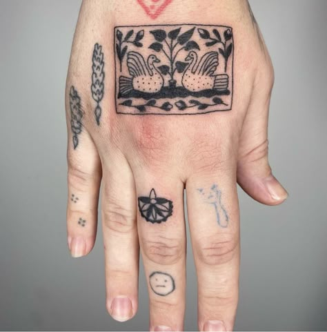 Rectangular Tattoo, Tile Tattoo, Postcard Tattoo, Ignorant Tattoo, Square Tattoo, Hand Tattoo Ideas, Hand Stand, Knuckle Tattoos, O Tattoo