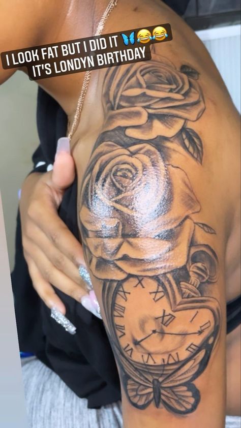 Outside Arm Tattoos For Women, Life Isnt About Finding Yourself Tattoo, Mom Shoulder Tattoo Ideas, Tattoo Under Brest Aesthetic, Female Sleeve Tattoo Black Women Meaningful, Start Of Sleeve Tattoo Ideas Women, Next Tattoos For Women, Black Girls Tattoos Ideas, Tatto Sleeves Girl