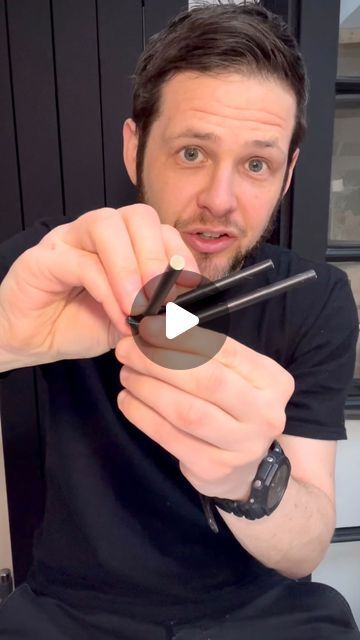 Ash Marlow on Instagram: "The impossible straw illusion (Tutorial) 🤯 #illusion #magic #tutorial #learnmagic" Illusion Magic Art, Illusion Magic Fantasy Art, Eye Tricks Illusions Mind Blown, Brain Illusions, Illusion Magic, Magic Tricks Tutorial With Cards, Magic Tricks Illusions, Magic Tutorial, Magic Illusions