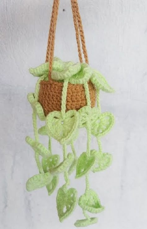 Crochet Plant Leaves Free Pattern, Crochet Plants Free Pattern Monstera, Monstera Crochet Pattern Free, Free Plant Crochet Patterns, Crochet Monstera Leaf Pattern, Crochet Monstera Leaf Free Pattern, Monstera Plant Crochet, Monstera Crochet Pattern, Crochet Hanging Plant Pattern