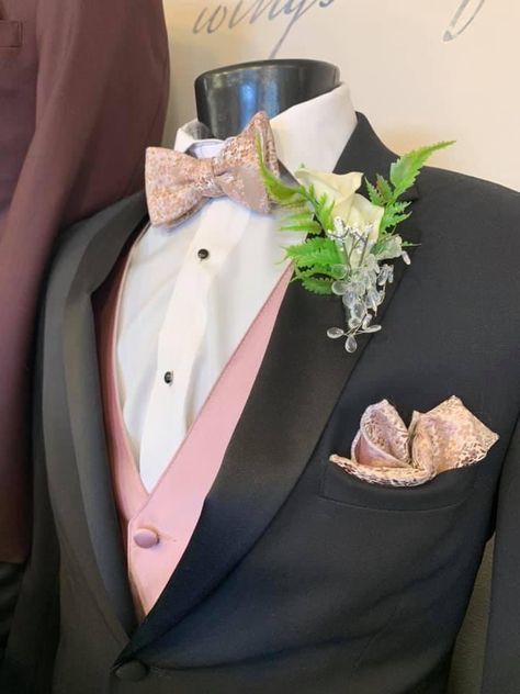 Stunning black tuxedo with pink accents! #ImAtEO #tuxedo #pink #blacktuxedo #black #elegantoccasions #sayyestothetux #wedding #groom #groomsmen #centralwisconsin Pink Wedding Tuxedo For Men, Quince Suits For Guys Pink, Pink Quinceanera Suit, Black And Rose Gold Tuxedo, Pink Quince Suits, Black And Pink Tuxedo Wedding, Light Pink Tuxedo Prom, Chambelanes Outfits Quinceanera Pink And Gold, Pink Chambelan Suits